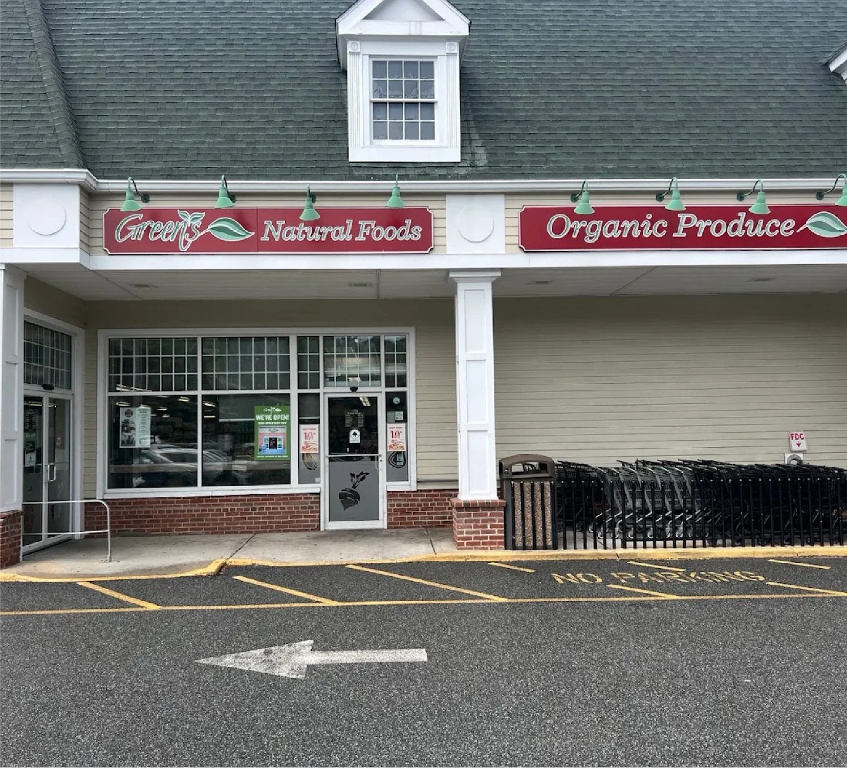 Storefront_Briarcliff